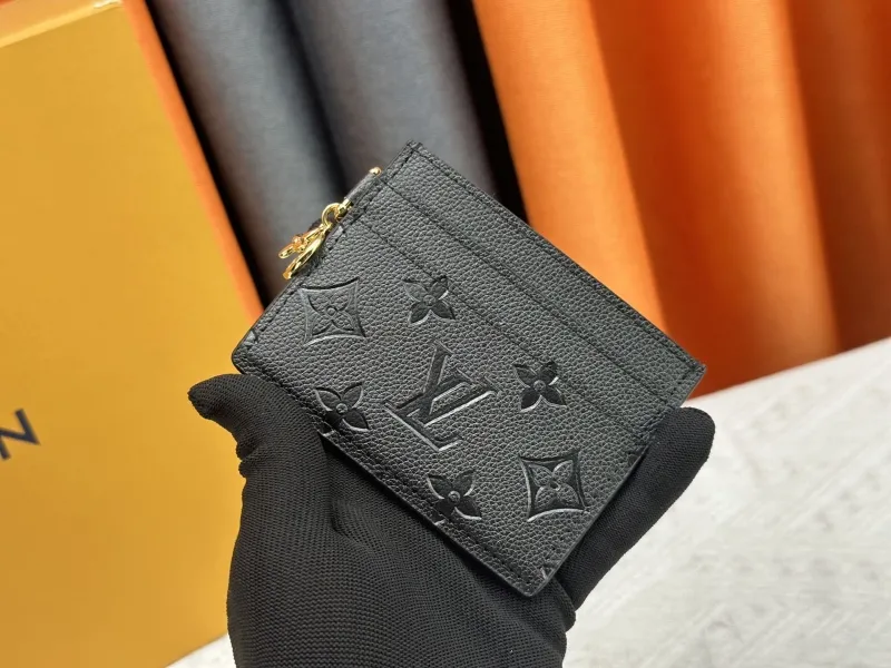 LV Wallets-2240