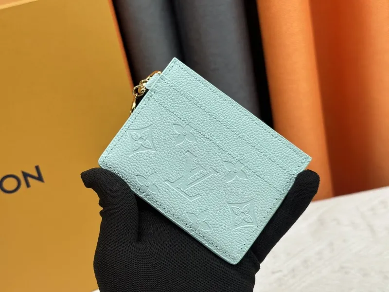 LV Wallets-2246