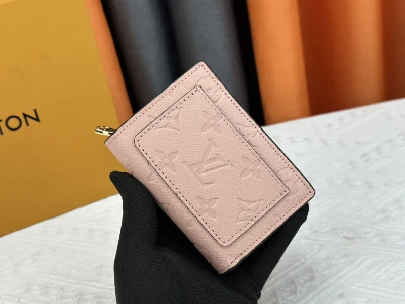 LV Wallets-2277