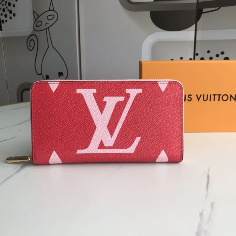 LV Wallets-2311