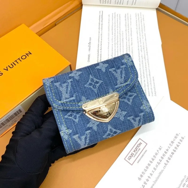 LV Wallets-2320