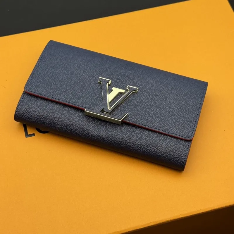 LV Wallets-2321