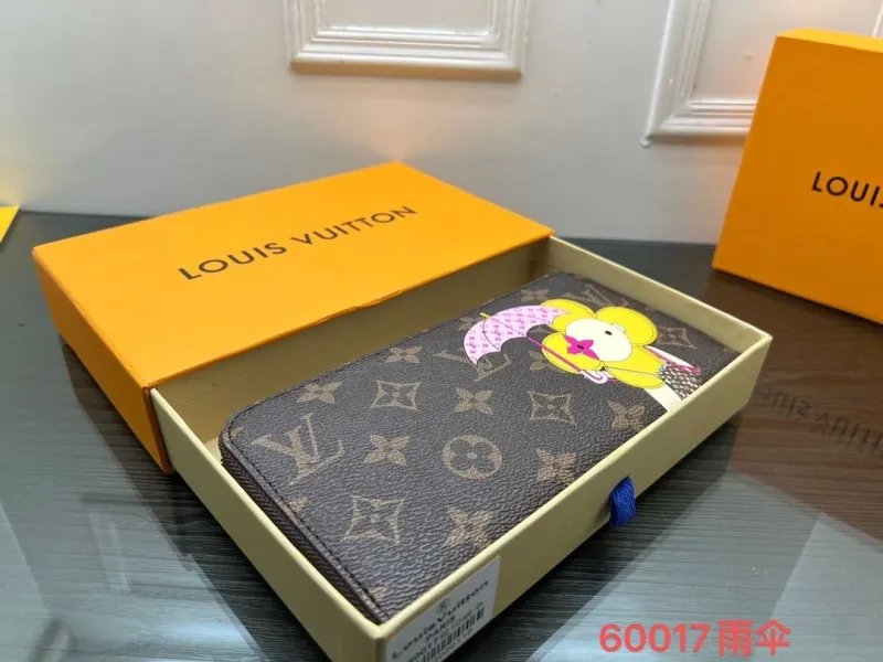 LV Wallets-2341