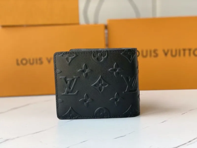 Alternative view of LV Wallets-2350