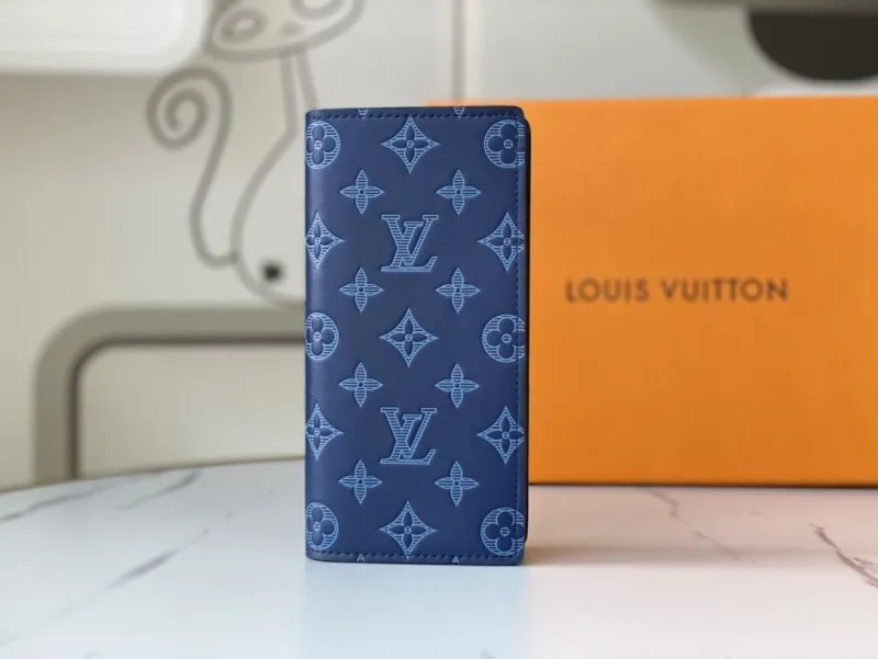 LV Wallets-2353