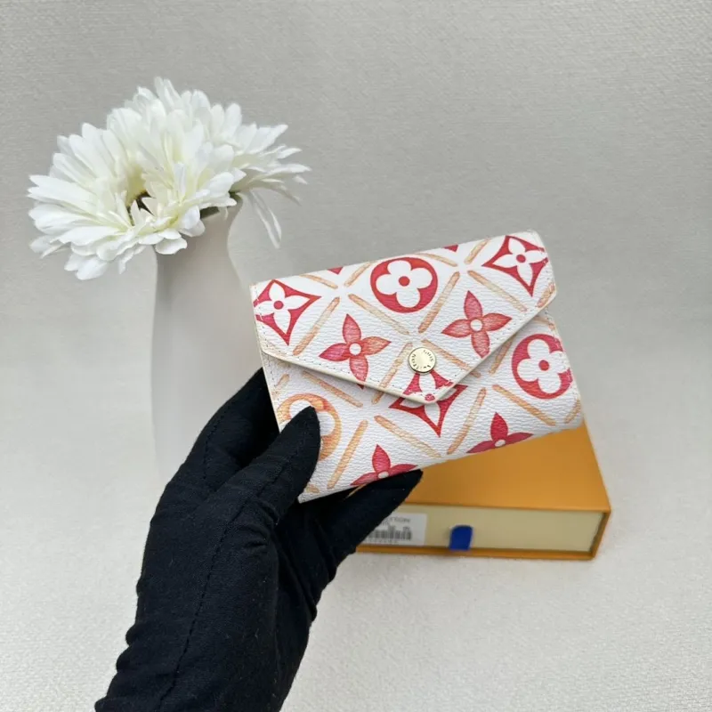 LV Wallets-2381