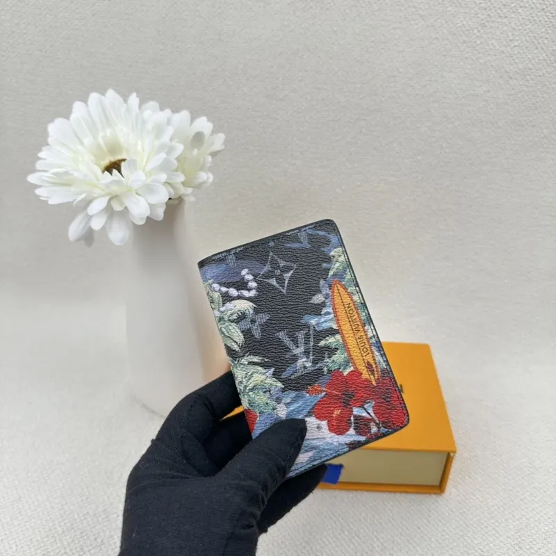 LV Wallets-2383
