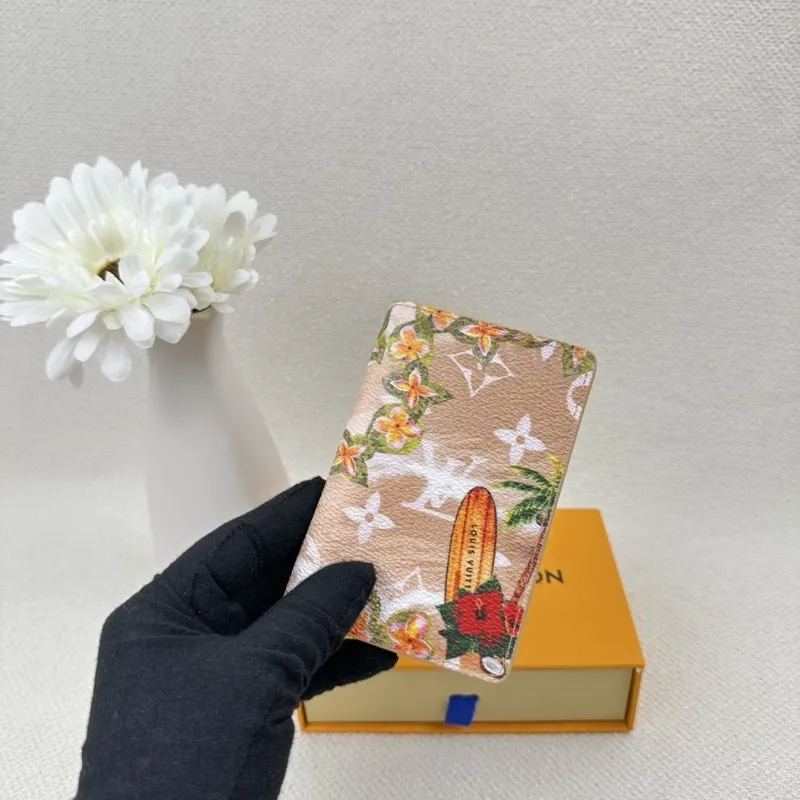 LV Wallets-2384