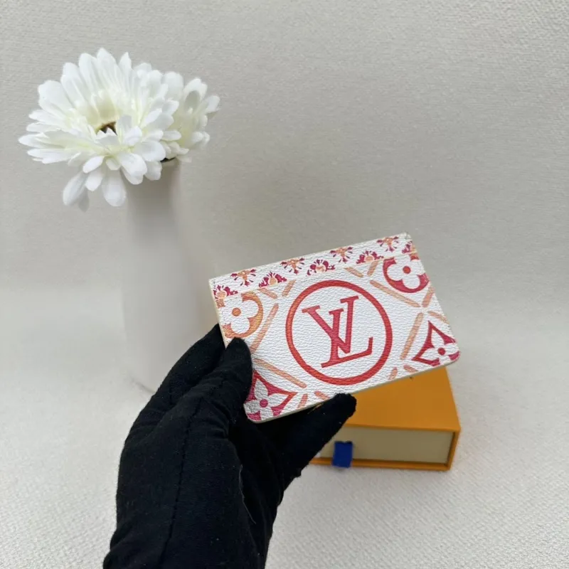 LV Wallets-2388