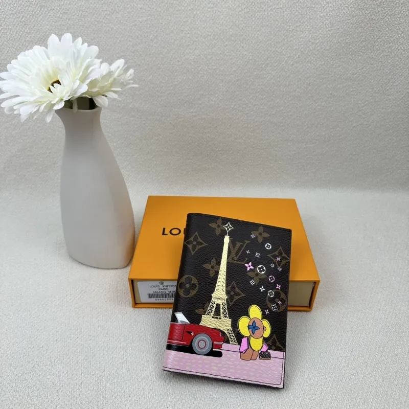 LV Wallets-2440