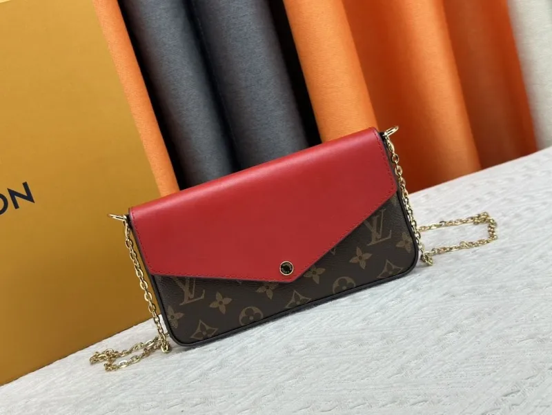 LV Wallets-2520