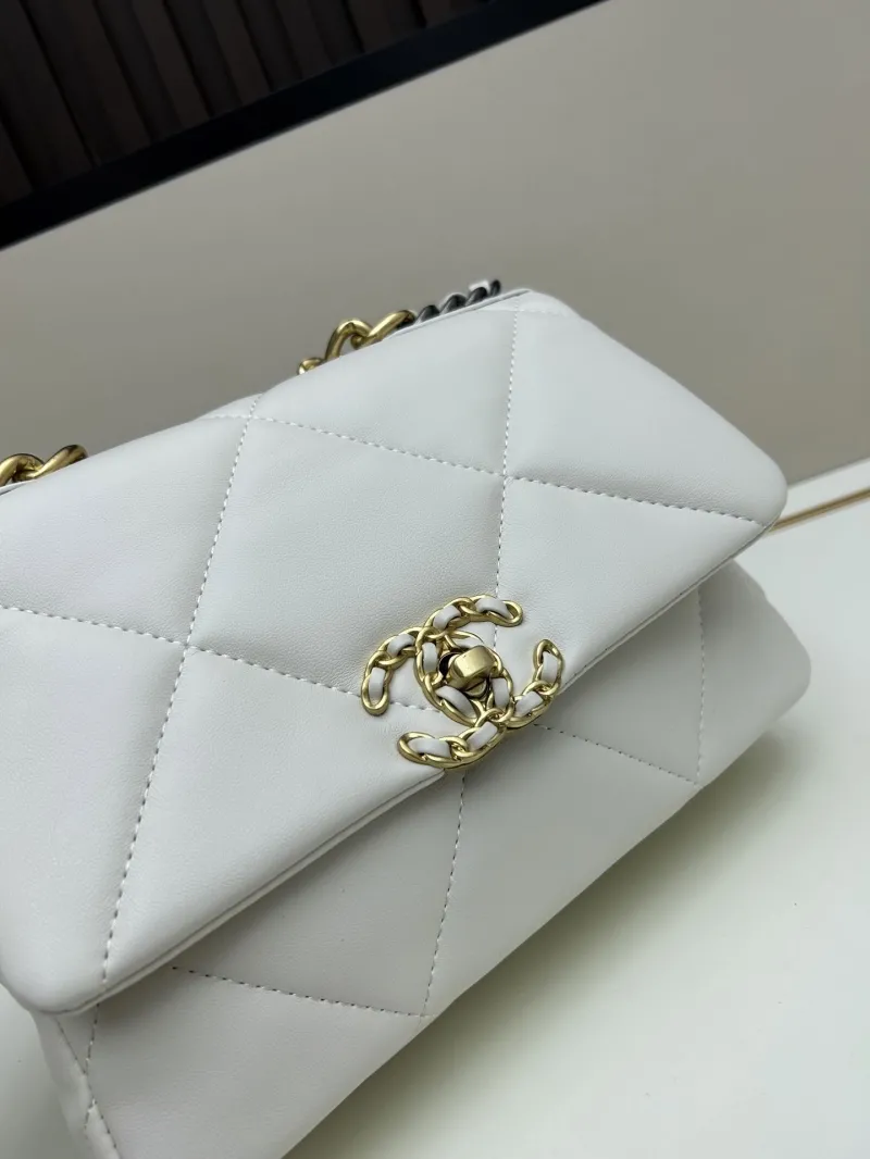 Chanel 19 Bags-4 - Image 5
