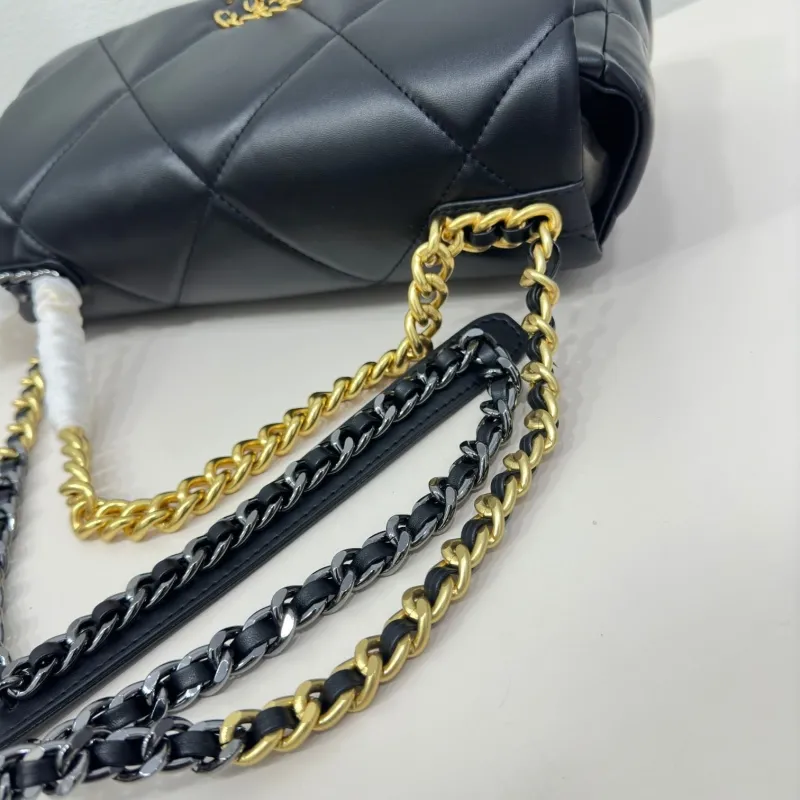 Chanel 19 Bags-8 - Image 7