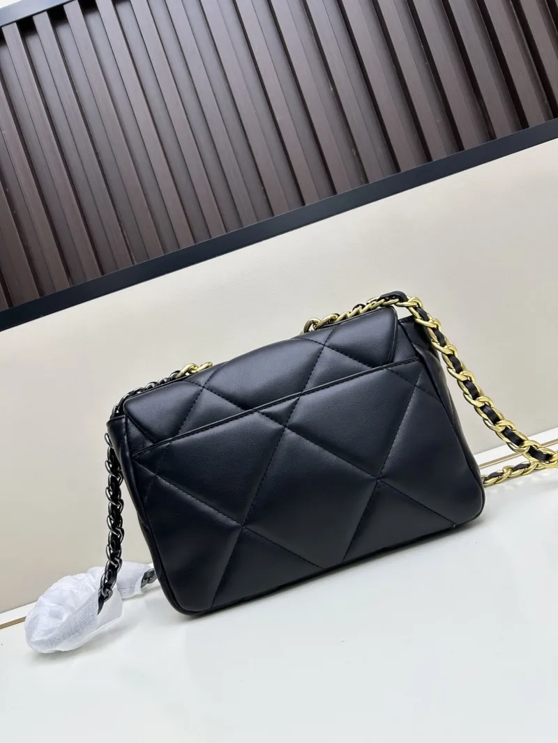 Chanel 19 Bags-11 - Image 3