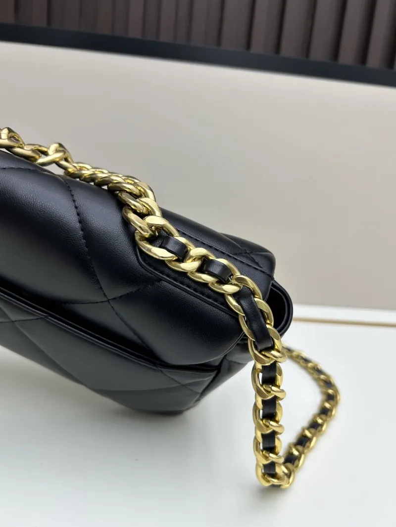Chanel 19 Bags-11 - Image 4