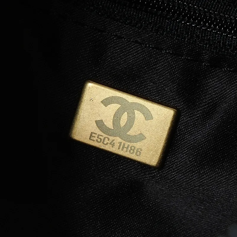 Chanel Bucket Bags-19 - Image 8