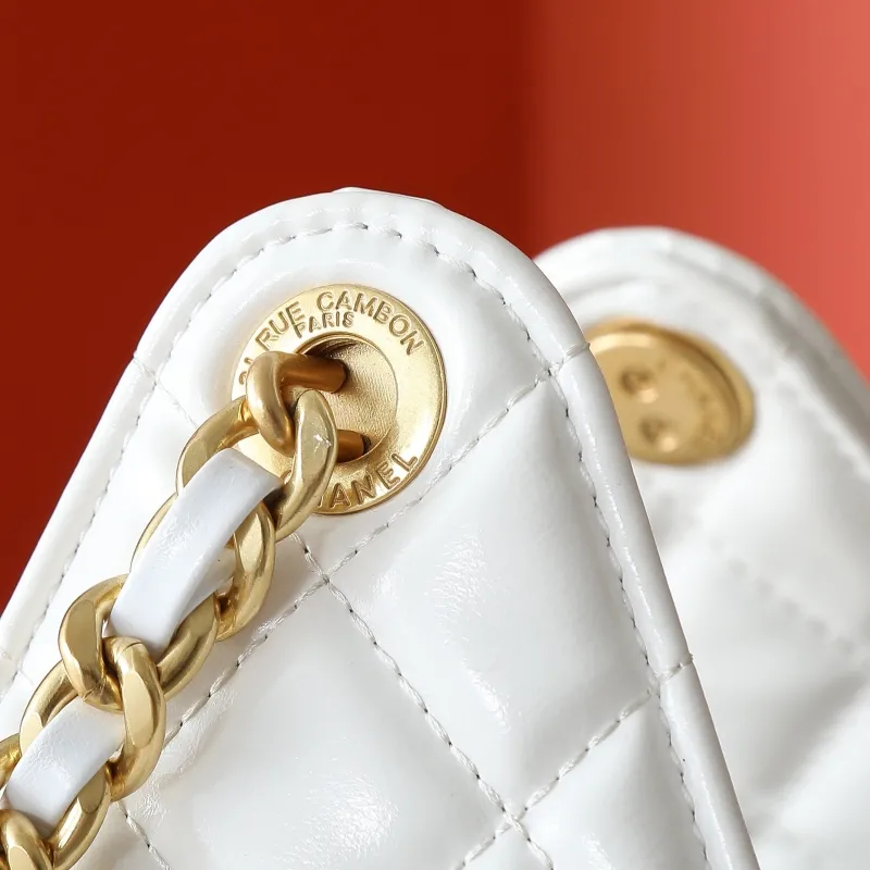 Chanel Bucket Bags-20 - Image 8