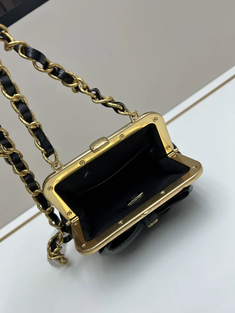 Chanel Bucket Bags-25 - Image 7