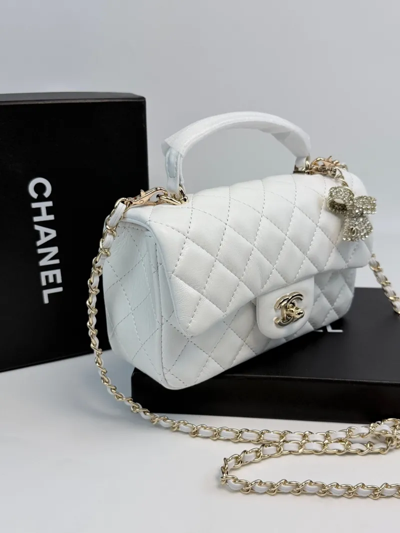 Alternative view of Chanel CF Series Bags-44
