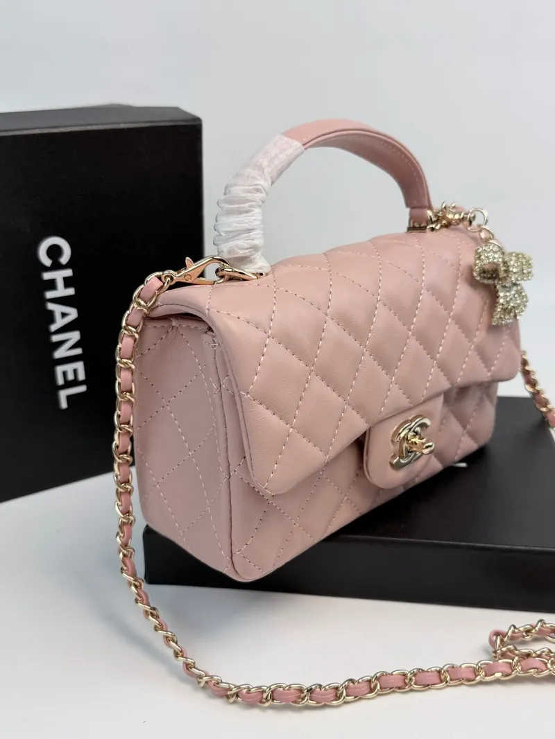 Alternative view of Chanel CF Series Bags-45