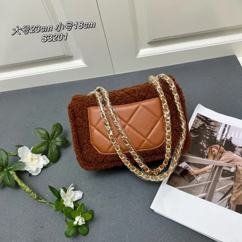 Alternative view of Chanel CF Series Bags-243