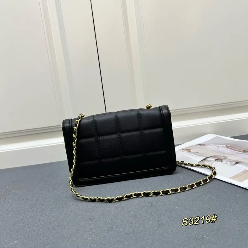 Alternative view of Chanel CF Series Bags-250