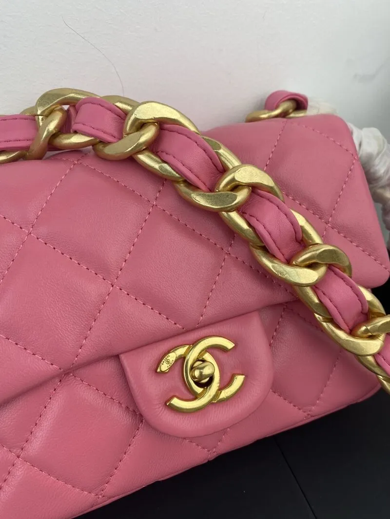 Alternative view of Chanel CF Series Bags-261