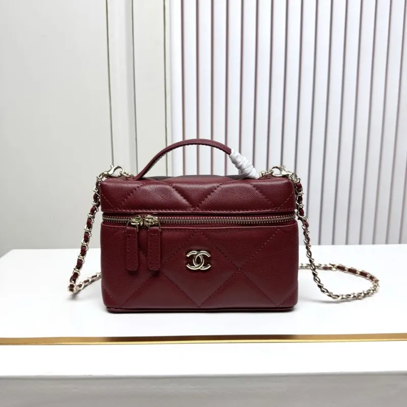 Chanel Cosmetic Bags-5
