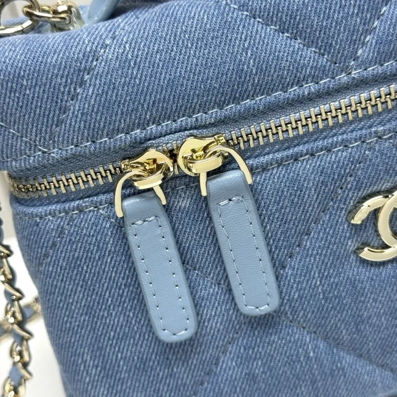 Alternative view of Chanel Cosmetic Bags-7