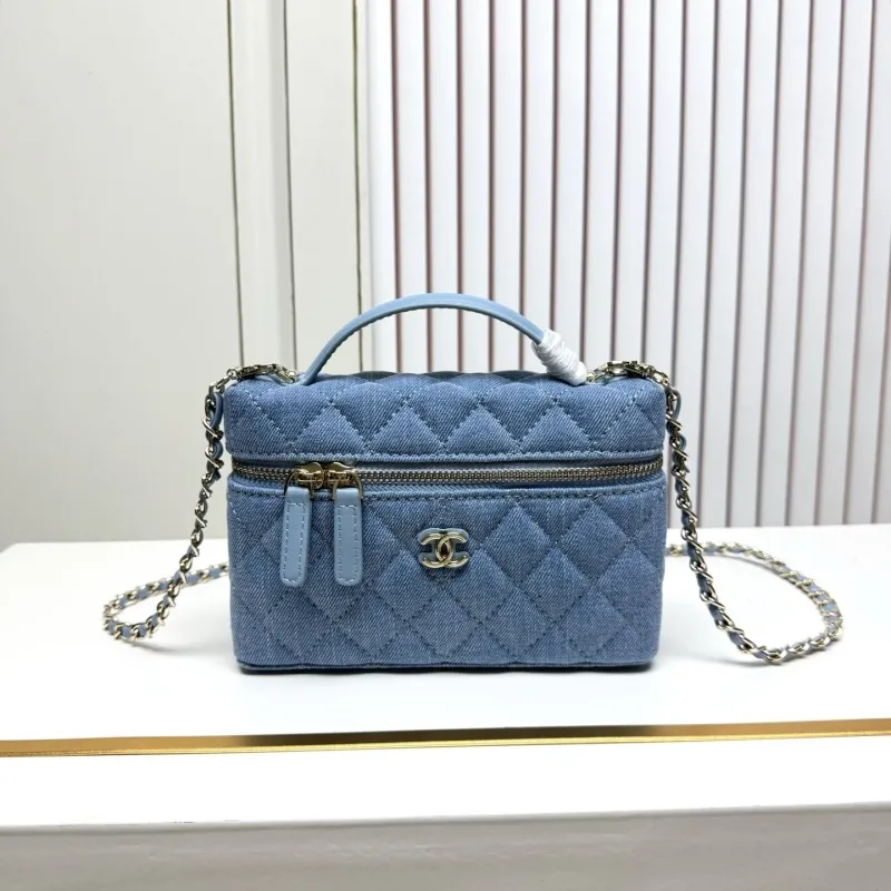 Chanel Cosmetic Bags-9