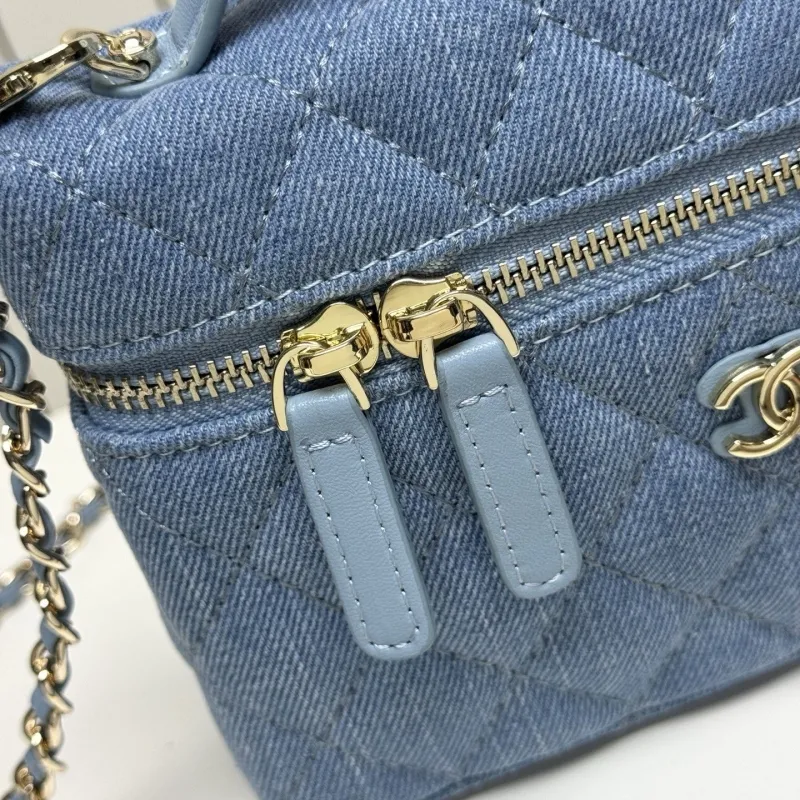 Alternative view of Chanel Cosmetic Bags-9