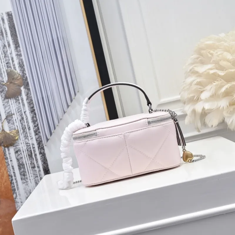 Alternative view of Chanel Cosmetic Bags-11