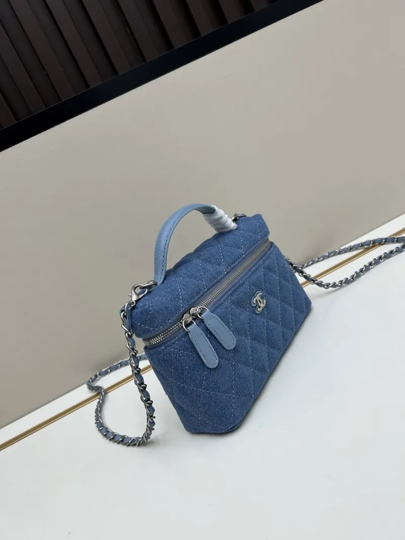 Alternative view of Chanel Cosmetic Bags-22