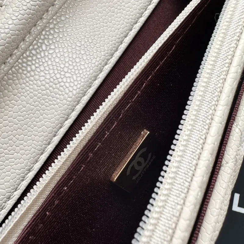 Alternative view of Chanel Satchel Bags-101