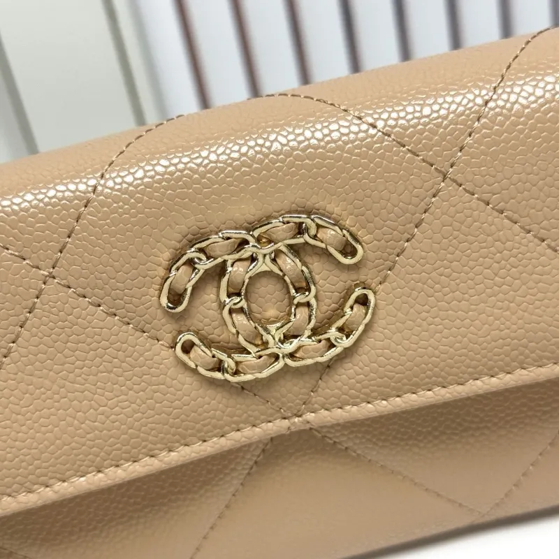Alternative view of Chanel Satchel Bags-176