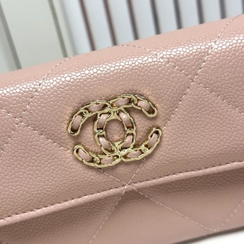 Alternative view of Chanel Satchel Bags-178