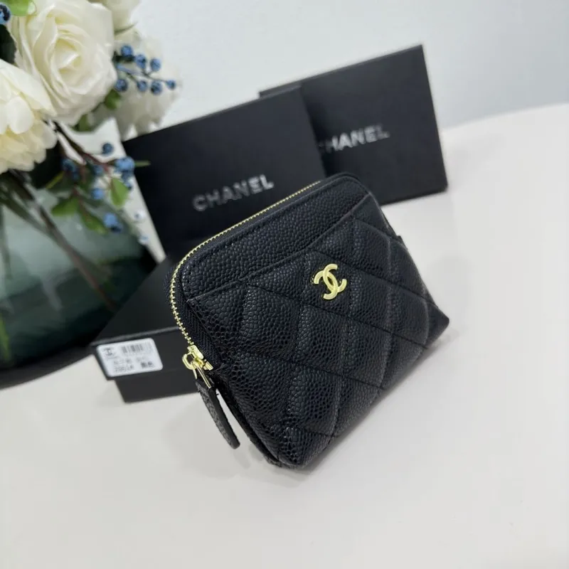 Alternative view of Chanel Satchel Bags-201