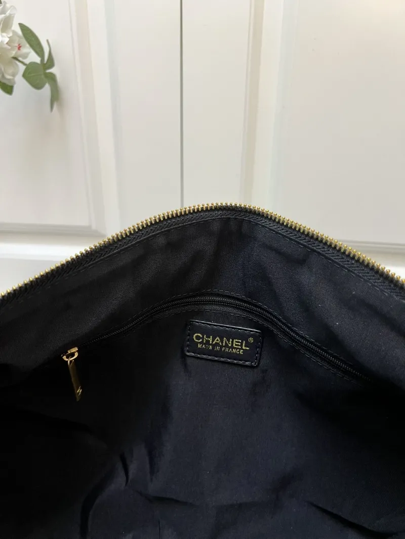 Alternative view of Chanel Satchel Bags-245