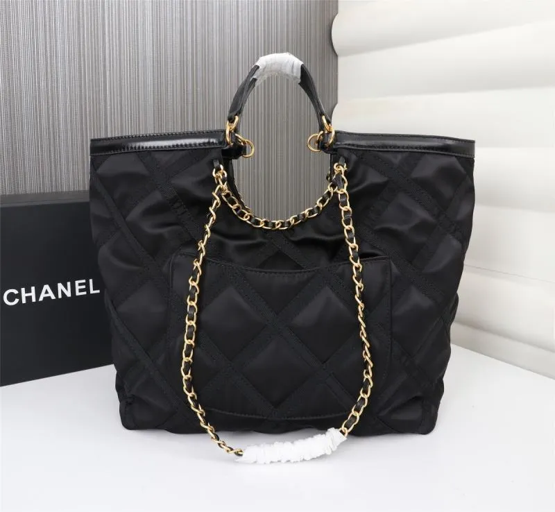 Alternative view of Chanel Satchel Bags-274