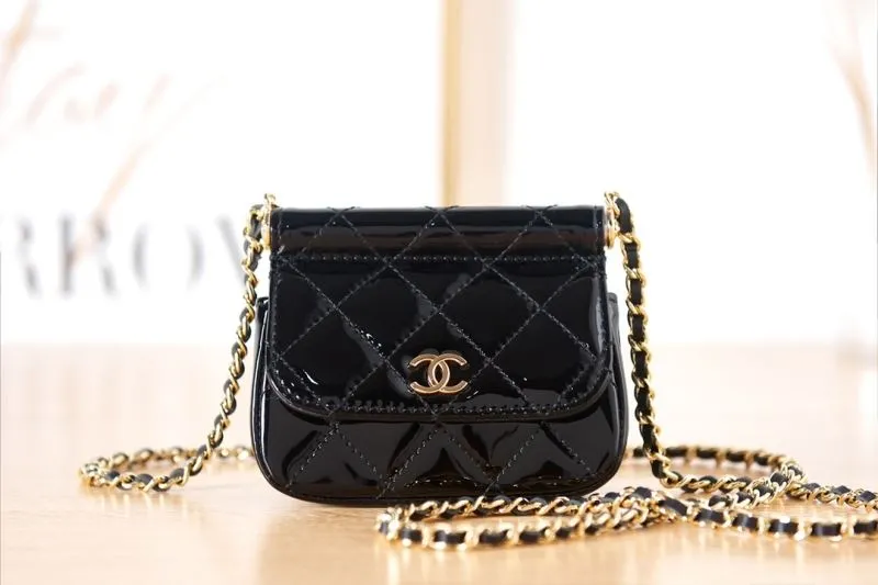 Alternative view of Chanel Satchel Bags-319