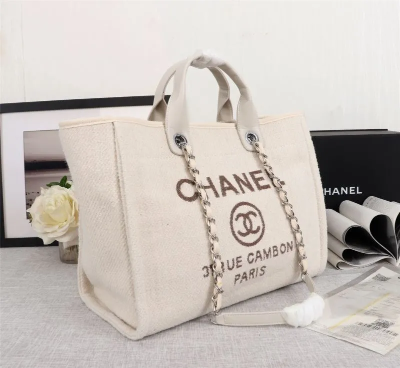Alternative view of Chanel Shopping Bags-2