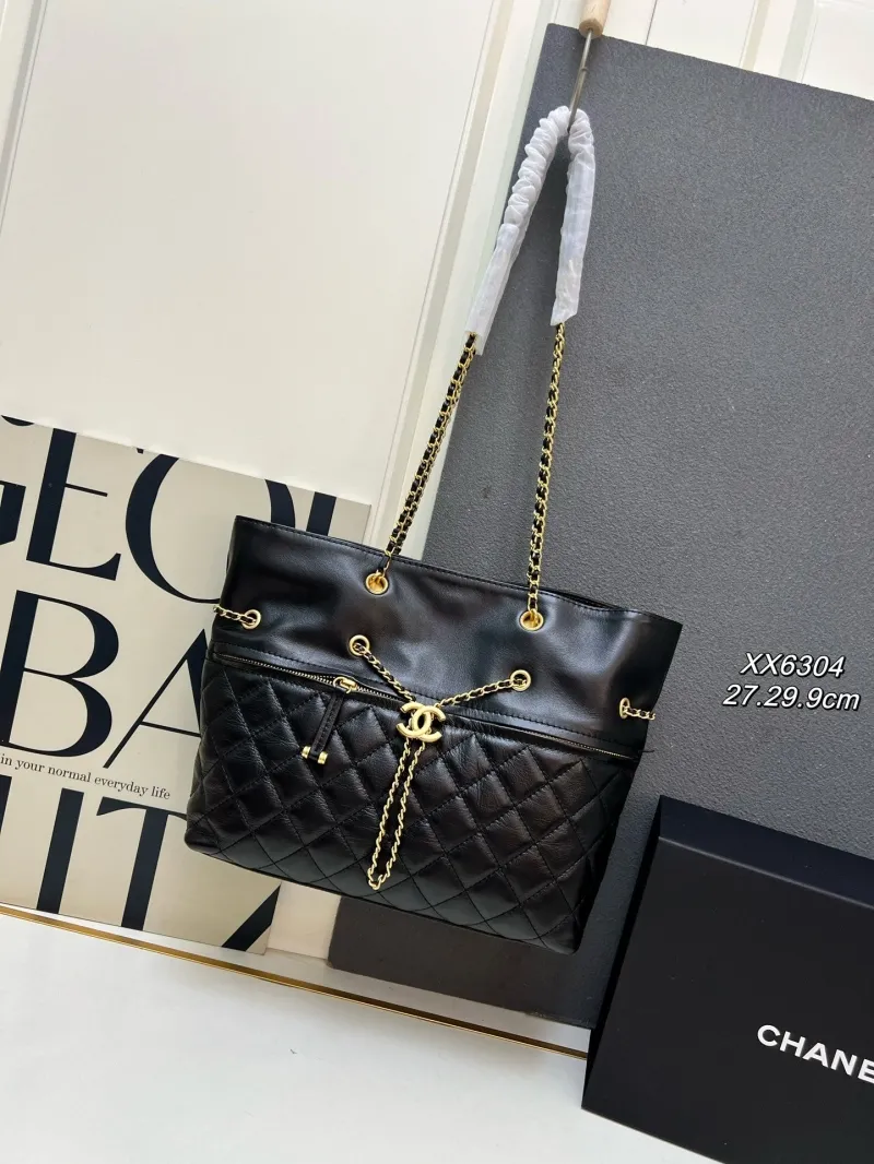 Chanel Shopping Bags-17