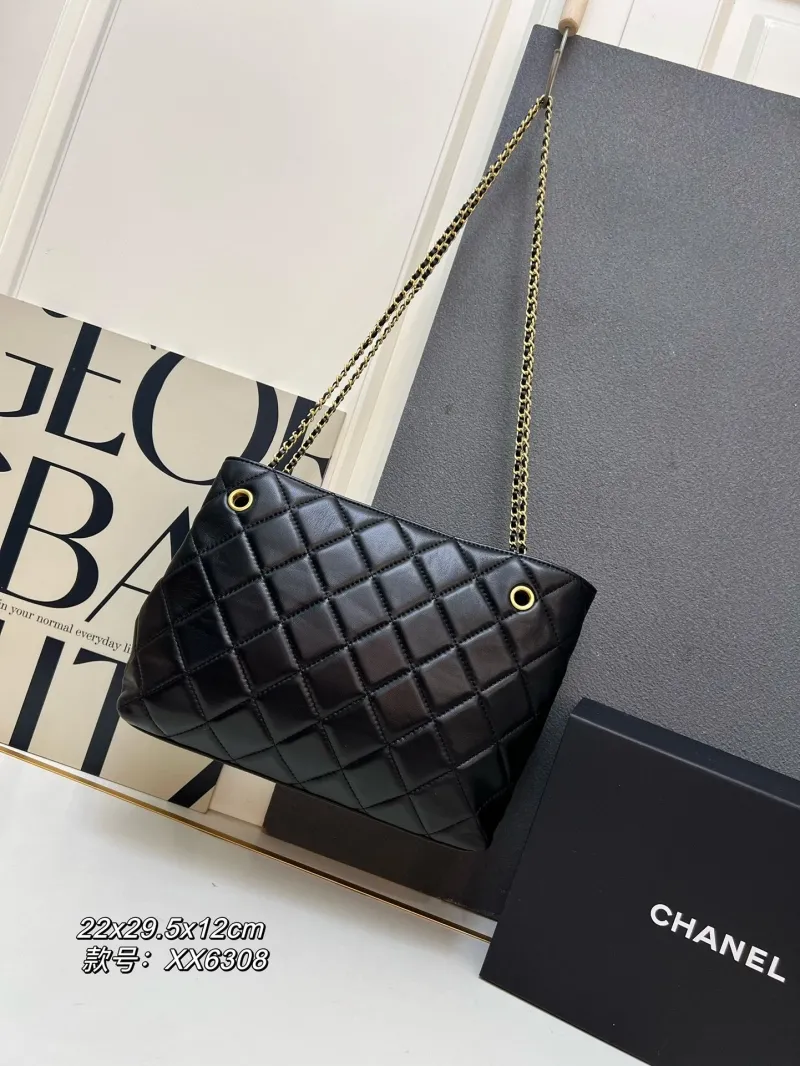 Alternative view of Chanel Shopping Bags-18