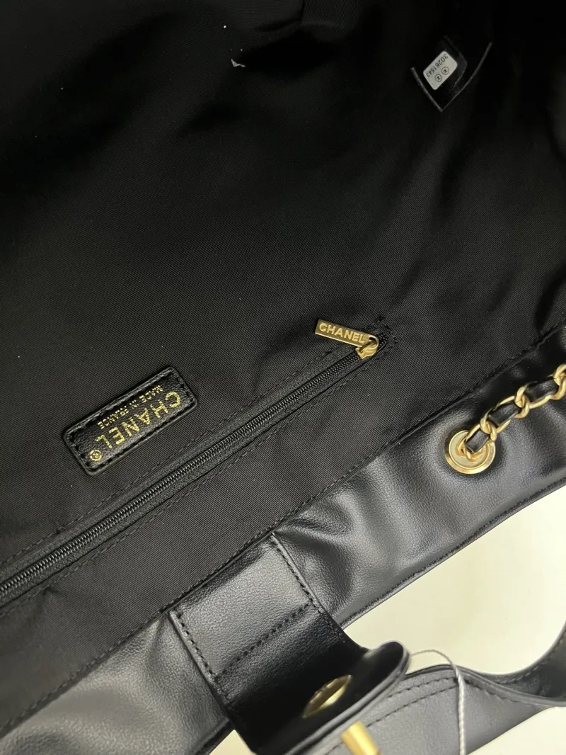 Alternative view of Chanel Shopping Bags-23