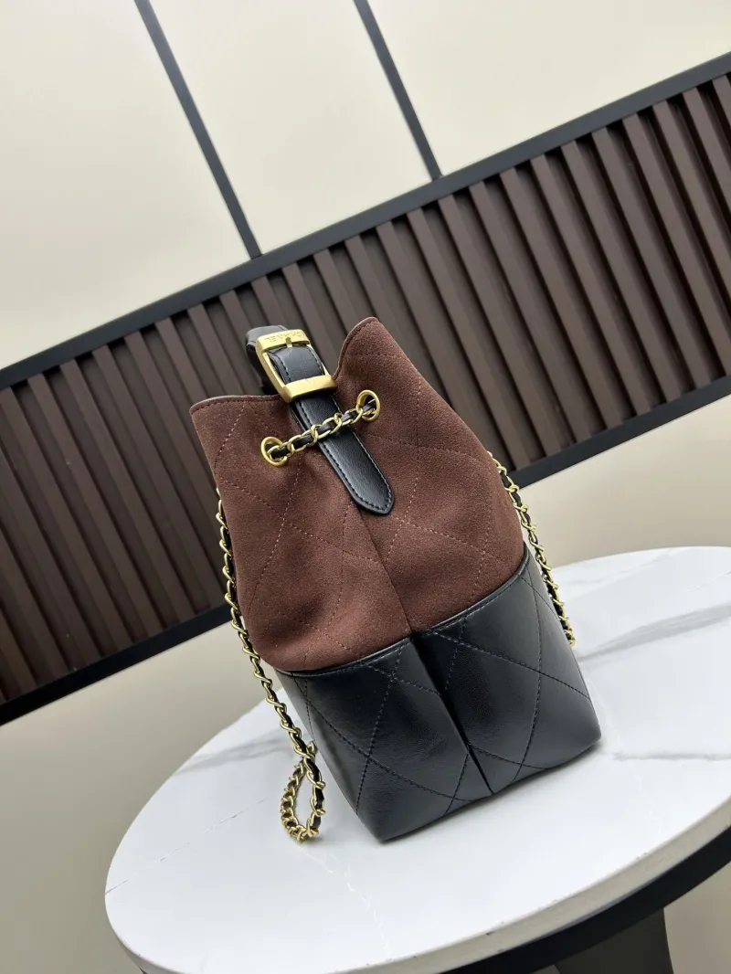Alternative view of Chanel Shopping Bags-31
