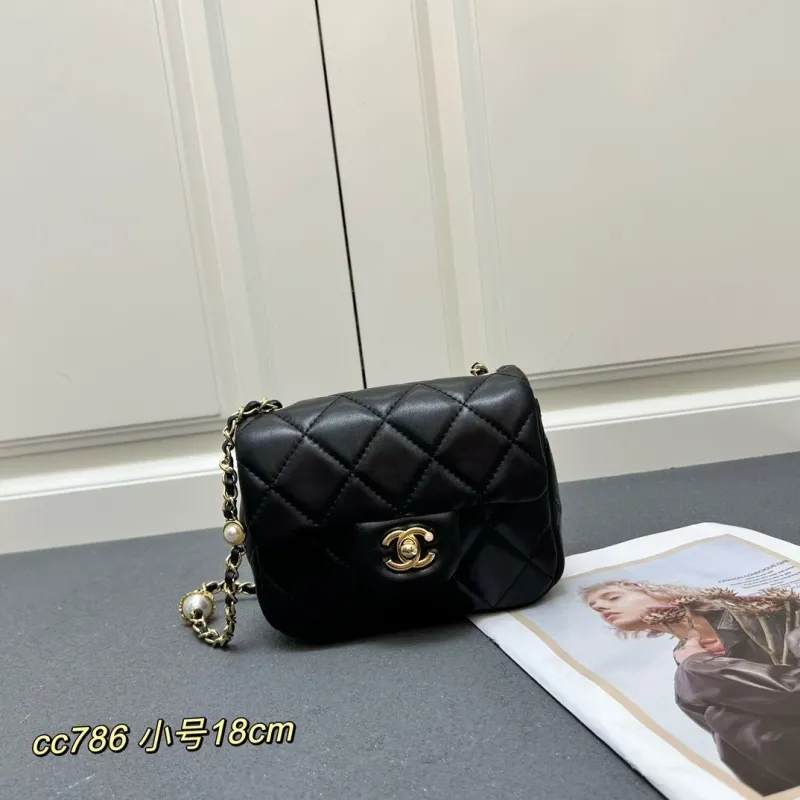 Chanel Shopping Bags-39