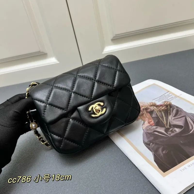 Chanel Shopping Bags-39 - Image 3