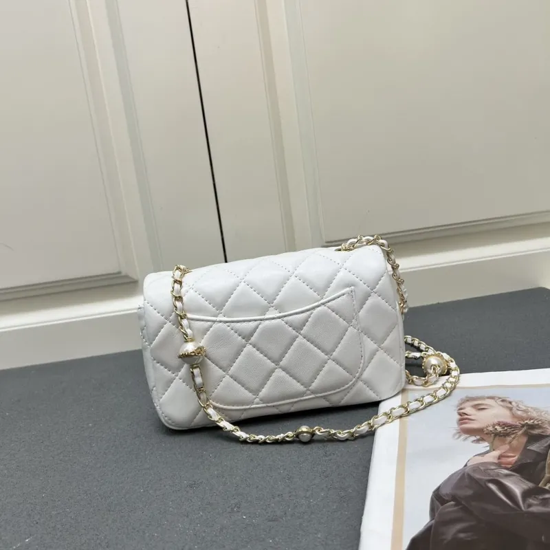 Chanel Shopping Bags-41 - Image 7