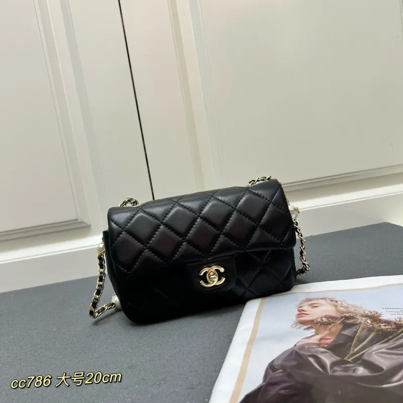 Chanel Shopping Bags-42