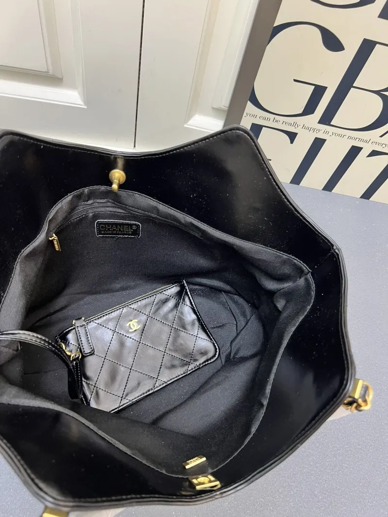 Chanel Shopping Bags-51 - Image 10